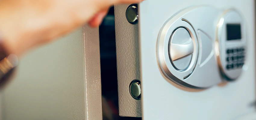 Fingerprint Safe Openers in South Oroville, CA